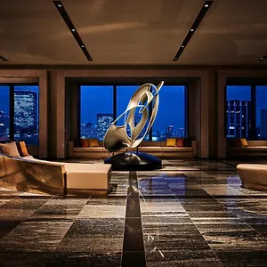 The Royal Park Iconic Midosuji 5*, אוסקה יפן